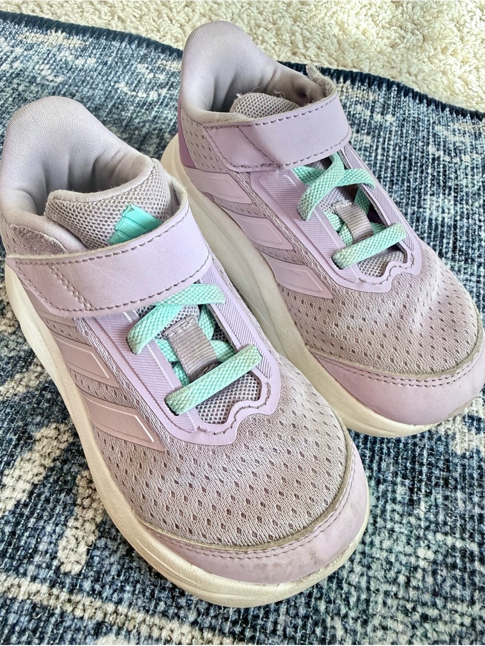 Kids Lilac Athletic Sneakers with Mint Laces